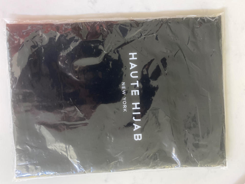 Everyday Chiffon Hijab - Black - Customer Photo From Danish K.